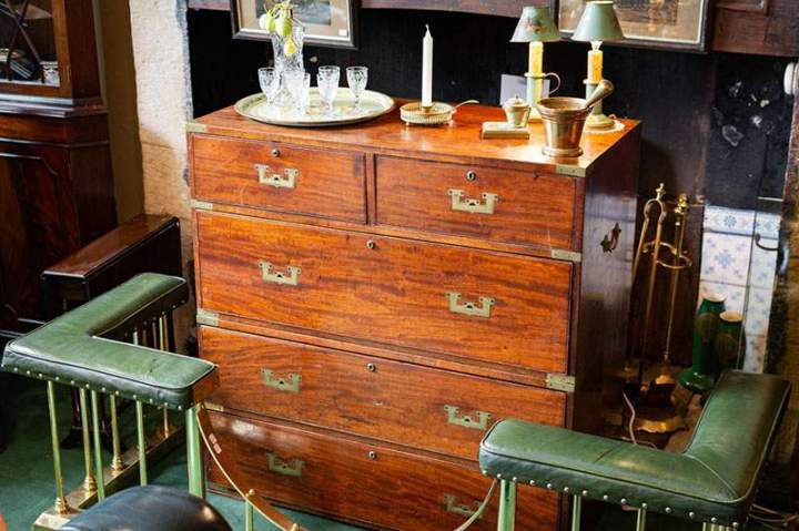 Period English Furniture Biéville-en-Auge