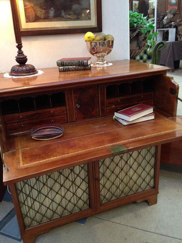 Classic English Furniture Biéville-en-Auge