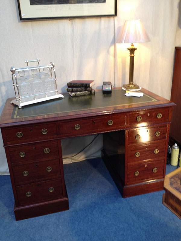 Vintage English Furniture Biéville-en-Auge